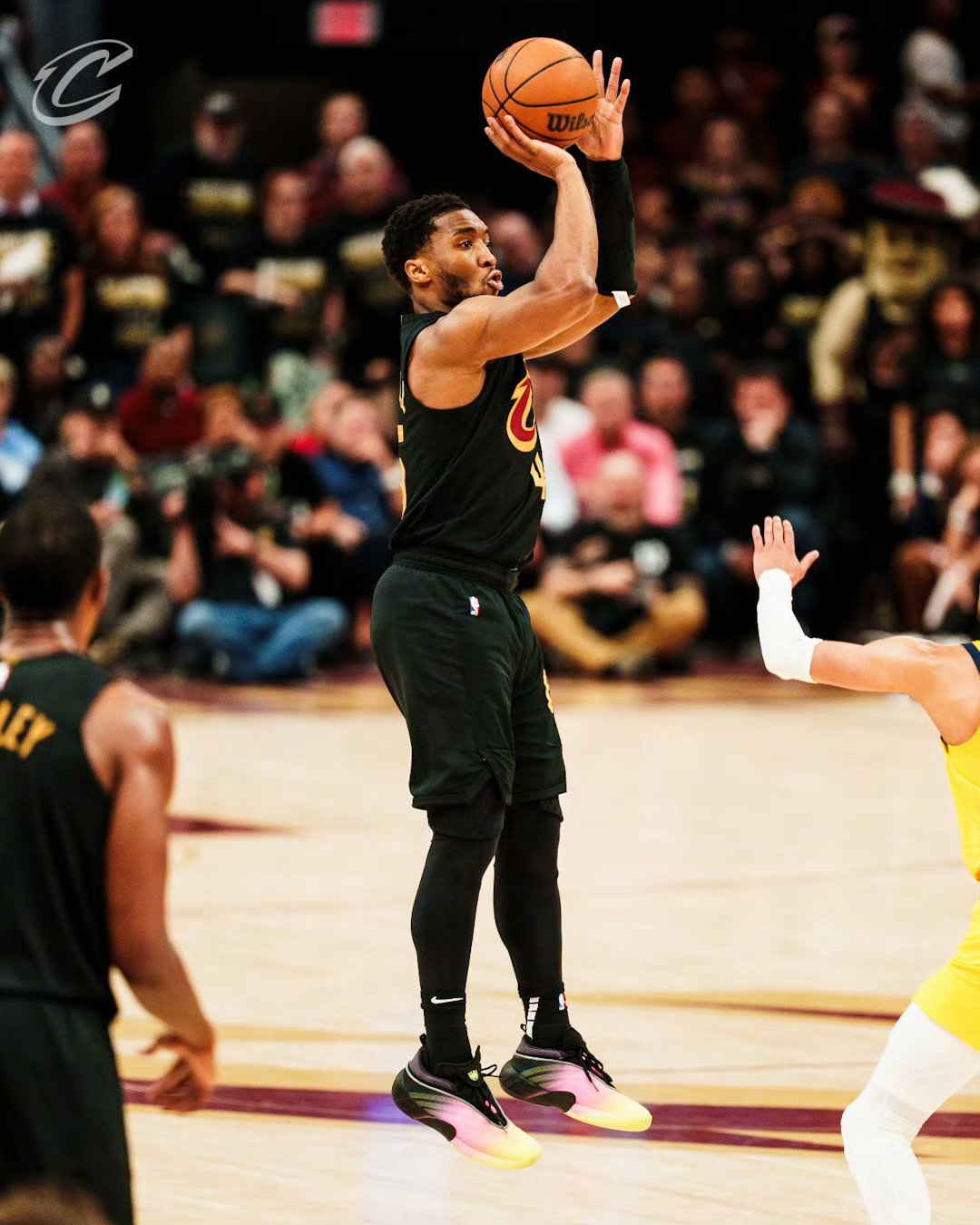 里昂迎NBA常规赛关键赛，清晨强势反弹，信心回归，球队文化再被提及的简单介绍